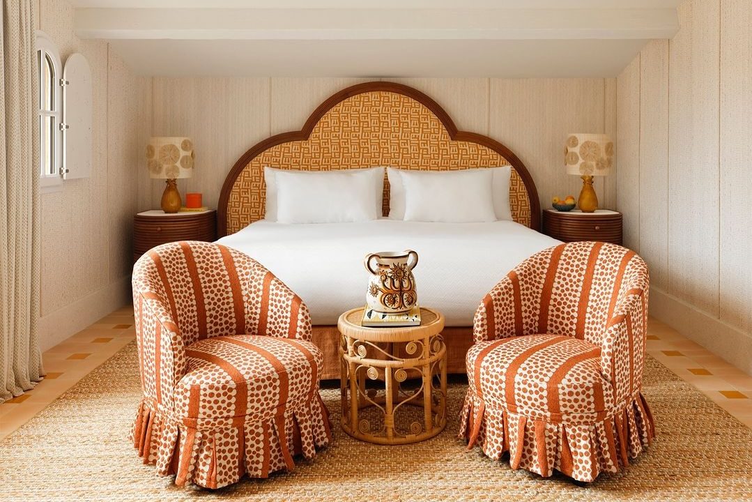 HOTEL BYBLOS
